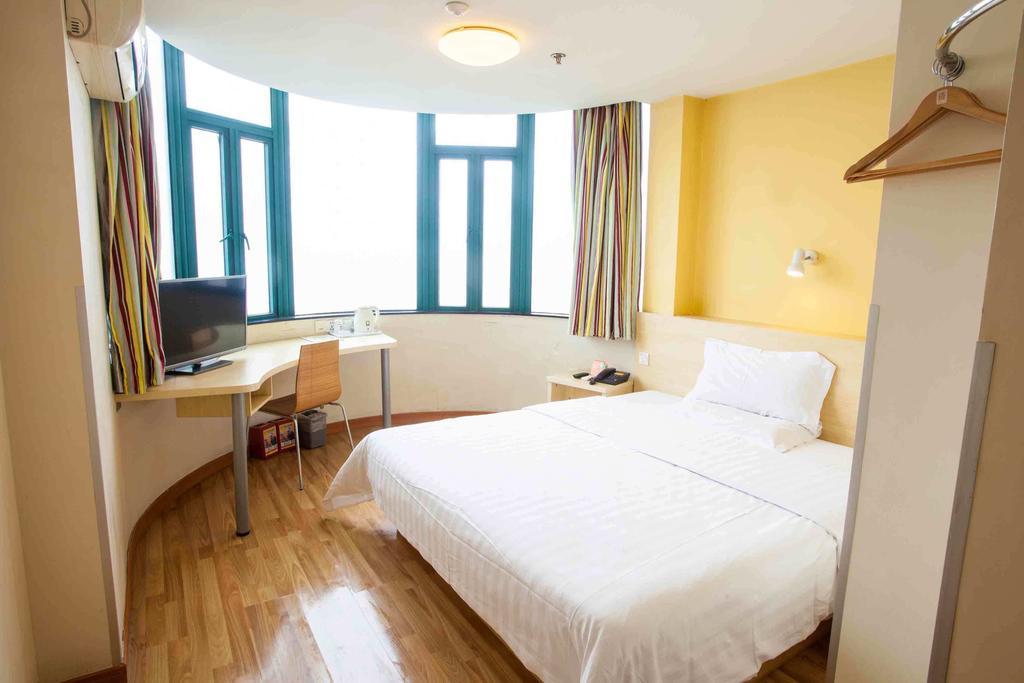 7Days Inn Chongqing Nanping Pedestrian Street Rom bilde