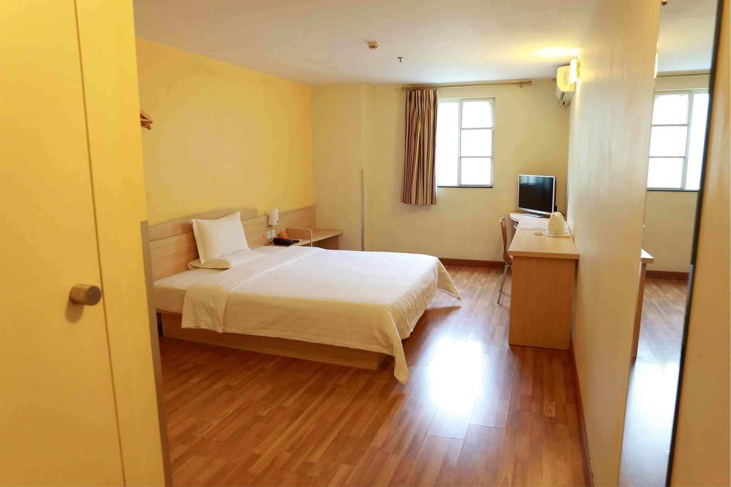 7Days Inn Chongqing Nanping Pedestrian Street Rom bilde