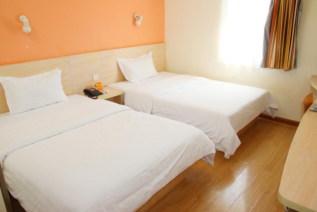 7Days Inn Chongqing Nanping Pedestrian Street Eksteriør bilde