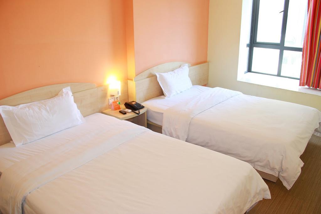7Days Inn Chongqing Nanping Pedestrian Street Eksteriør bilde
